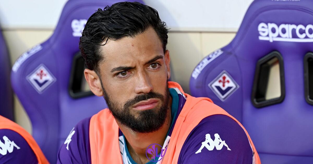 Commosso addio di Pablo Marí: “Ringrazio per il privilegio di aver indossato la maglia viola" - Firenze, Stadio Franchi, 21.09.2025, Fiorentina-Como, foto Lisa Guglielmi. Copyright Labaroviola.com