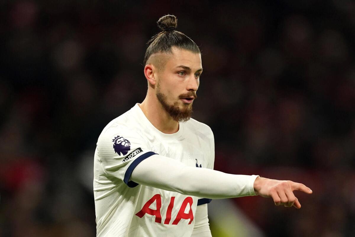 Dragusin ripenserà alla Fiorentina? Nazione: “Paratici in attesa. Roma saltata, offerto al Milan” - 