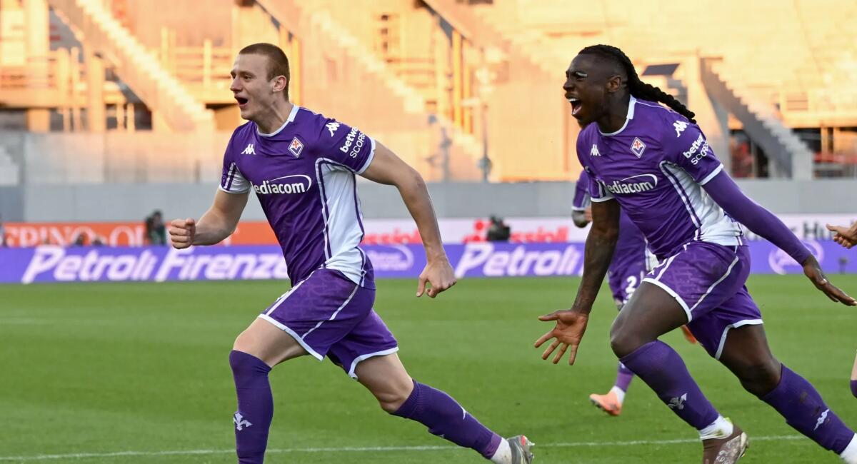 PAGELLE FIORENTINA: COMUZZO PERFETTO, FAGIOLI BRAVO E SFORTUNATO, DE GEA SALVA SU PULISIC - 