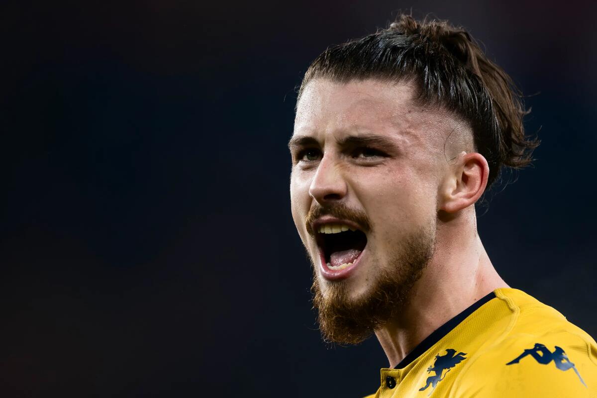 Nazione: “Il sogno della Fiorentina è Dragusin ma c’è da convincerlo. Il Tottenham lo cede in prestito” - 
