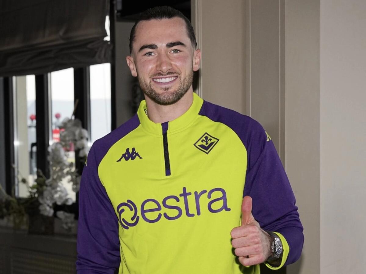 Harrison l'altro colpo di Paratici per la Fiorentina. Supporto al centravanti ma anche copertura - 