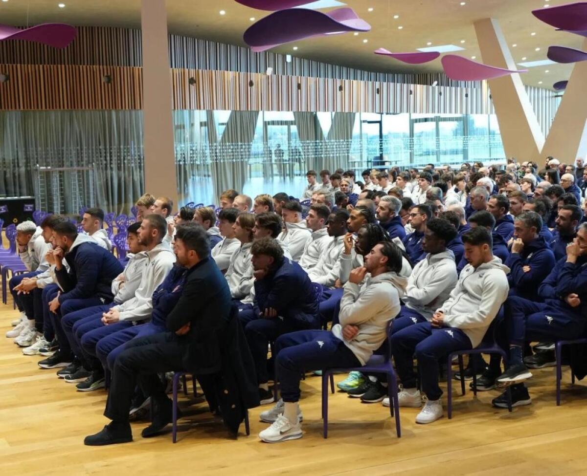 Tutta la Fiorentina ha seguito unita i funerali del Presidente Rocco Commisso al Viola Park - 
