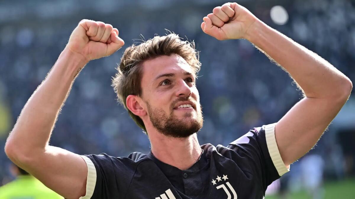 Pedullà rivela: "La Fiorentina ci riprova con Rugani, la Lazio ha rinunciato a prenderlo, c'è Romagnoli" - 