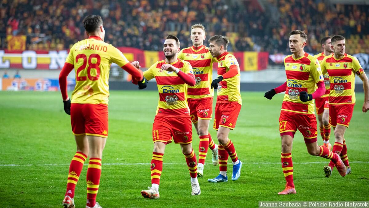 Minotti spiega lo Jagellonia: "Attacco pericoloso ma difesa debole, non sarà facile per la Fiorentina" - 