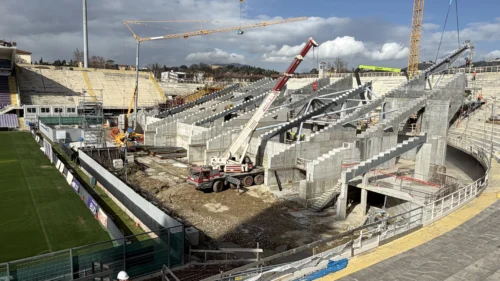 Aggiunta una trave in Curva Fiesole. Ecco lo stato di avanzamento dei lavori. Le foto dal Franchi