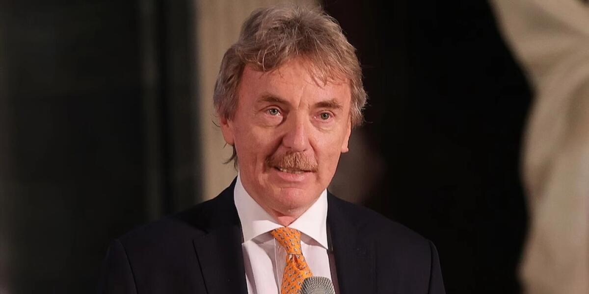 Sentite Boniek: "La Fiorentina non è mai stata superiore al Rakow, non sono una squadra migliore" - 