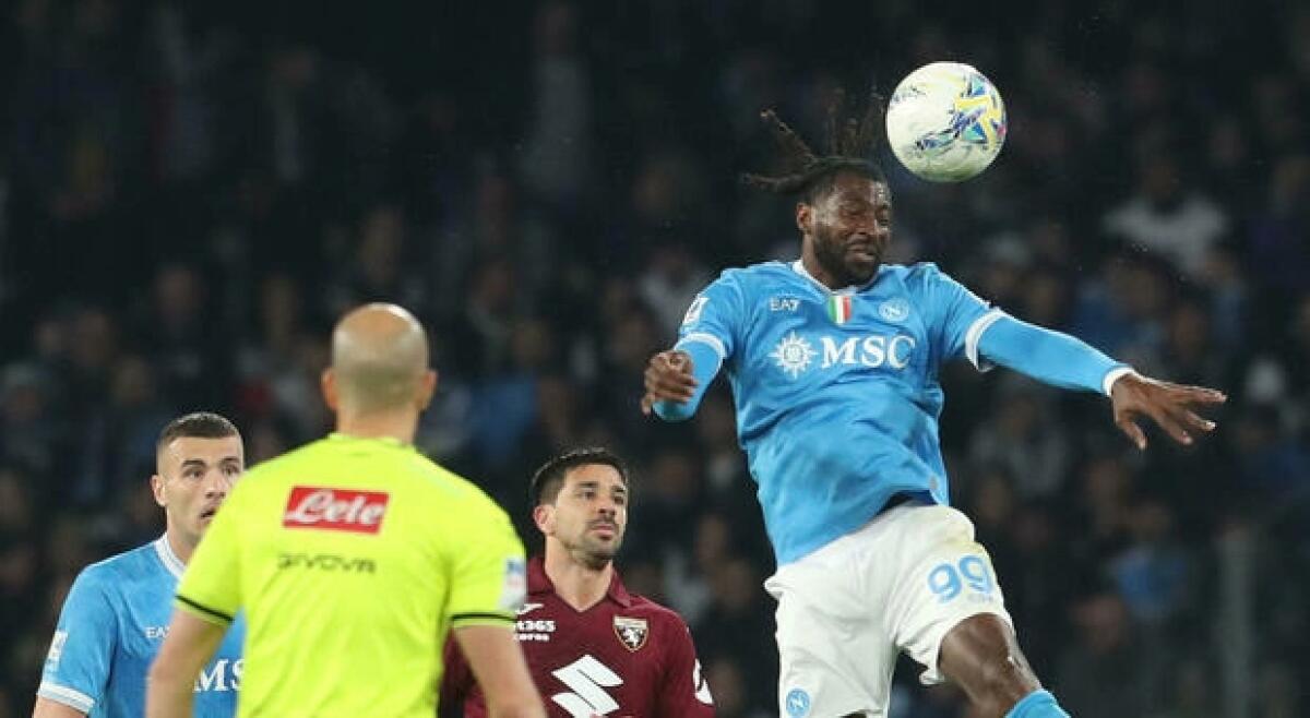 Napoli-Torino 2-1, Conte conquista i tre punti: granata ancora a +6 sulla Fiorentina che resta in scia - 