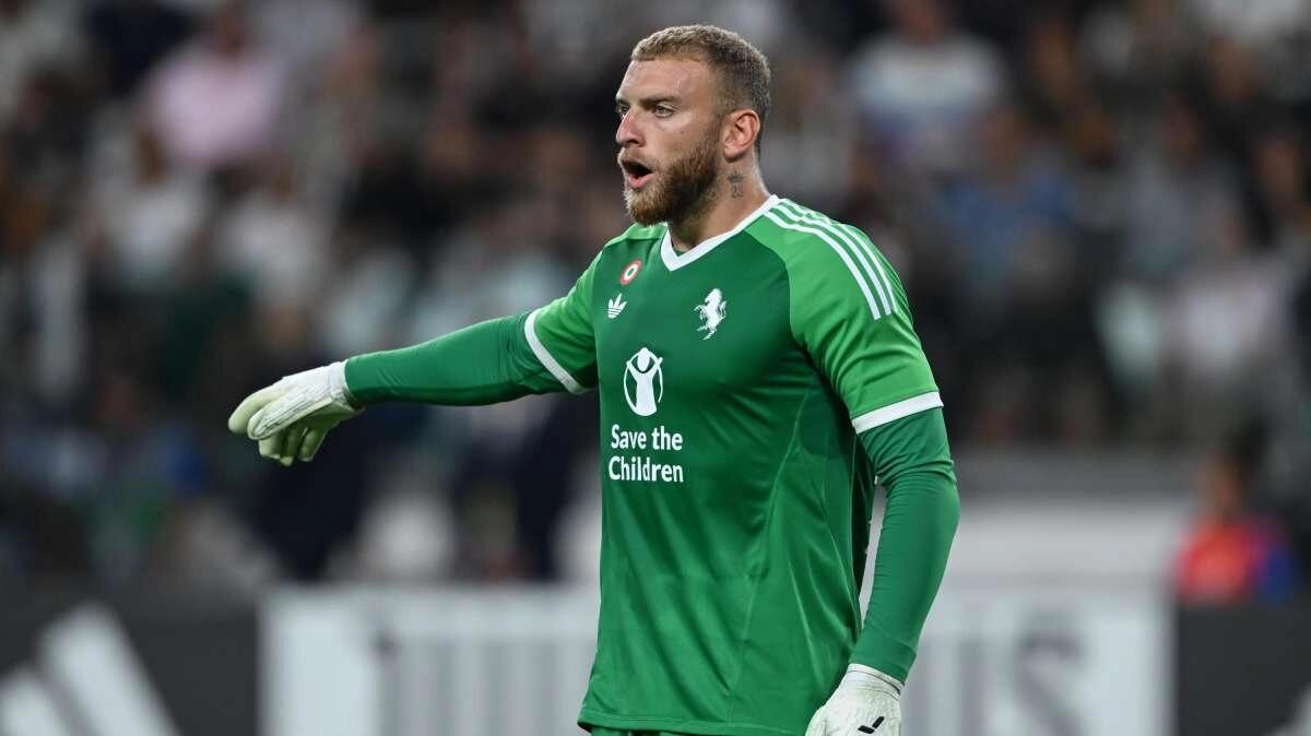 TMW riporta: "Di Gregorio piace a molte squadre in A, anche la Fiorentina potrebbe essere interessata a lui" - 