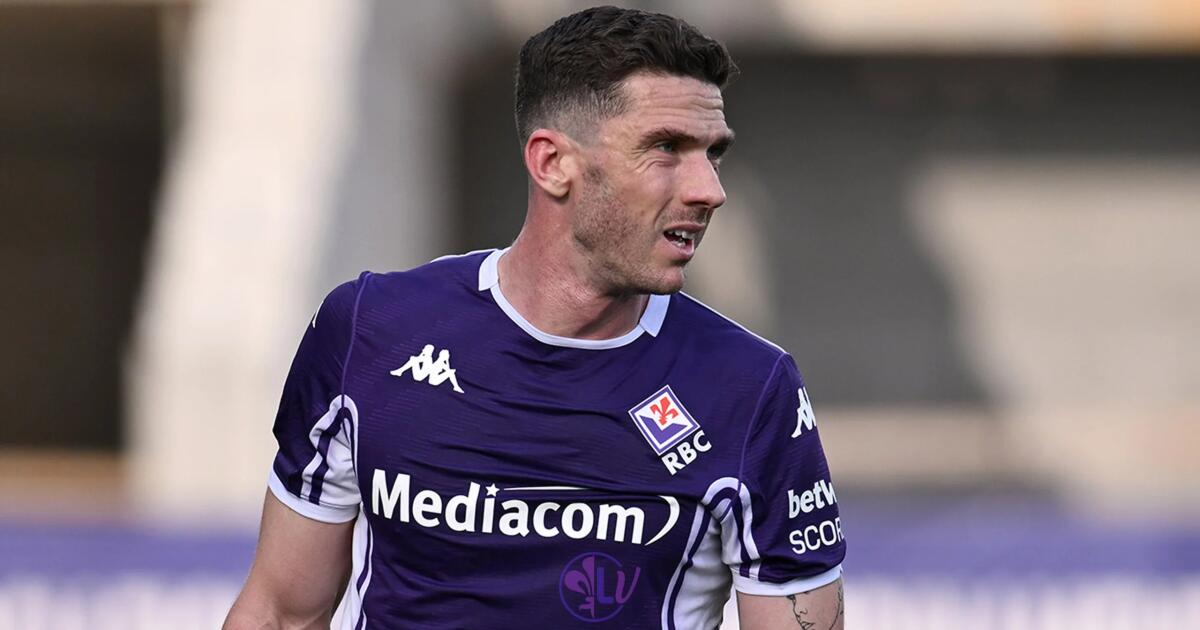 Gosens si scontra con il palo ed è costretto a uscire. Per lui un trauma toracico posteriore - Firenze, Stadio Franchi, 08.03.2026, Fiorentina-Parma, foto Lisa Guglielmi. Copyright Labaroviola.com