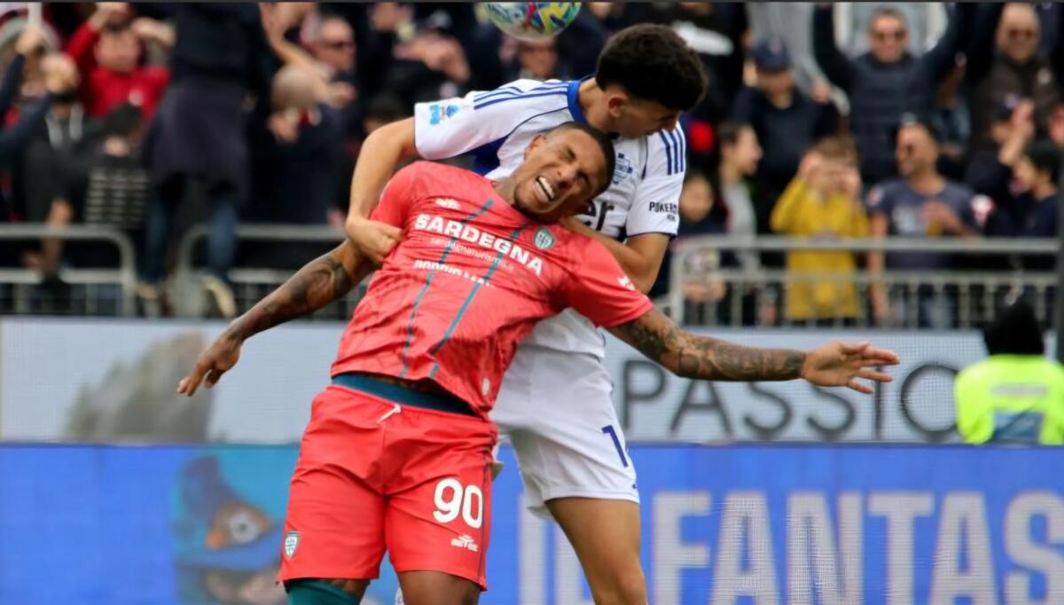 Cagliari-Como 1-2, la squadra di Fabregas aggancia la Roma, il Cagliari resta a +6 dalla Fiorentina - 