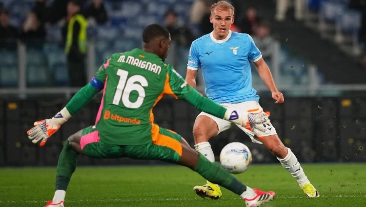 Sarri piega Allegri e fa un favore all'Inter: la Lazio vince 1-0, Milan a -8, corsa scudetto chiusa? - 