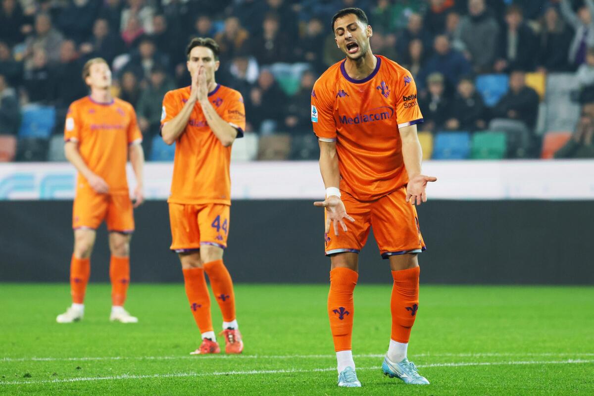 Nazione lancia l’allarme: “La Fiorentina vista lunedì rischia di precipitare verso il punto di non ritorno” - 