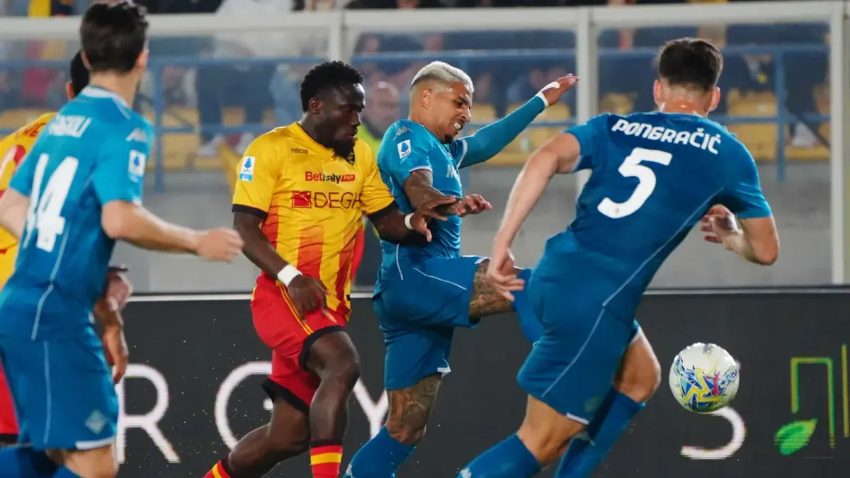 Moviola CorSport: "Maresca, soliti gialli a valanga. Harrison tenuto in gioco" - 