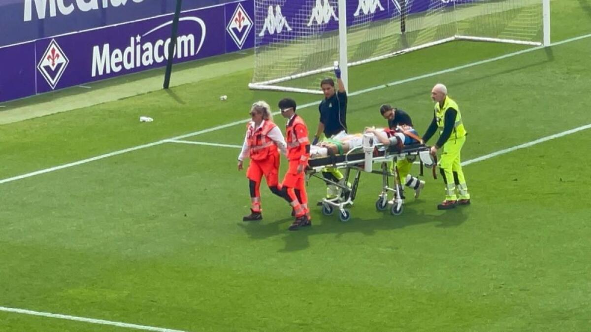 Shock al Viola Park: giovane del Sassuolo colpito al volto perde i sensi. Trasportato all'ospedale. - 