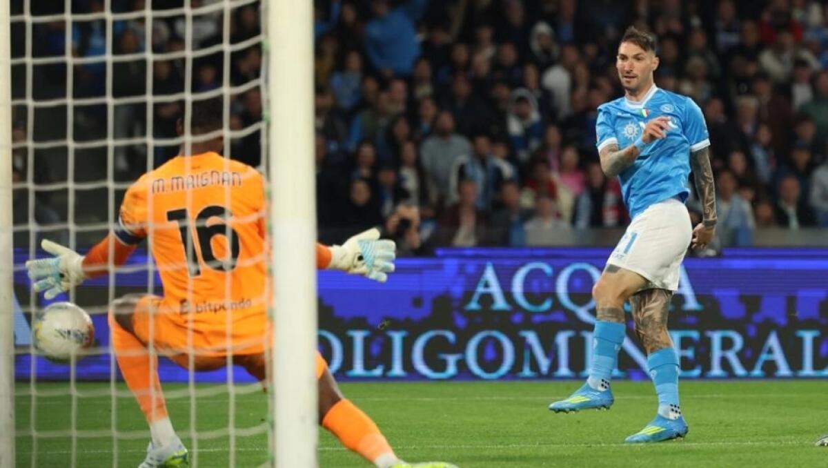 Milan, tutto in una notte: perde a Napoli, scende al 3°posto e dà addio al sogno scudetto - 