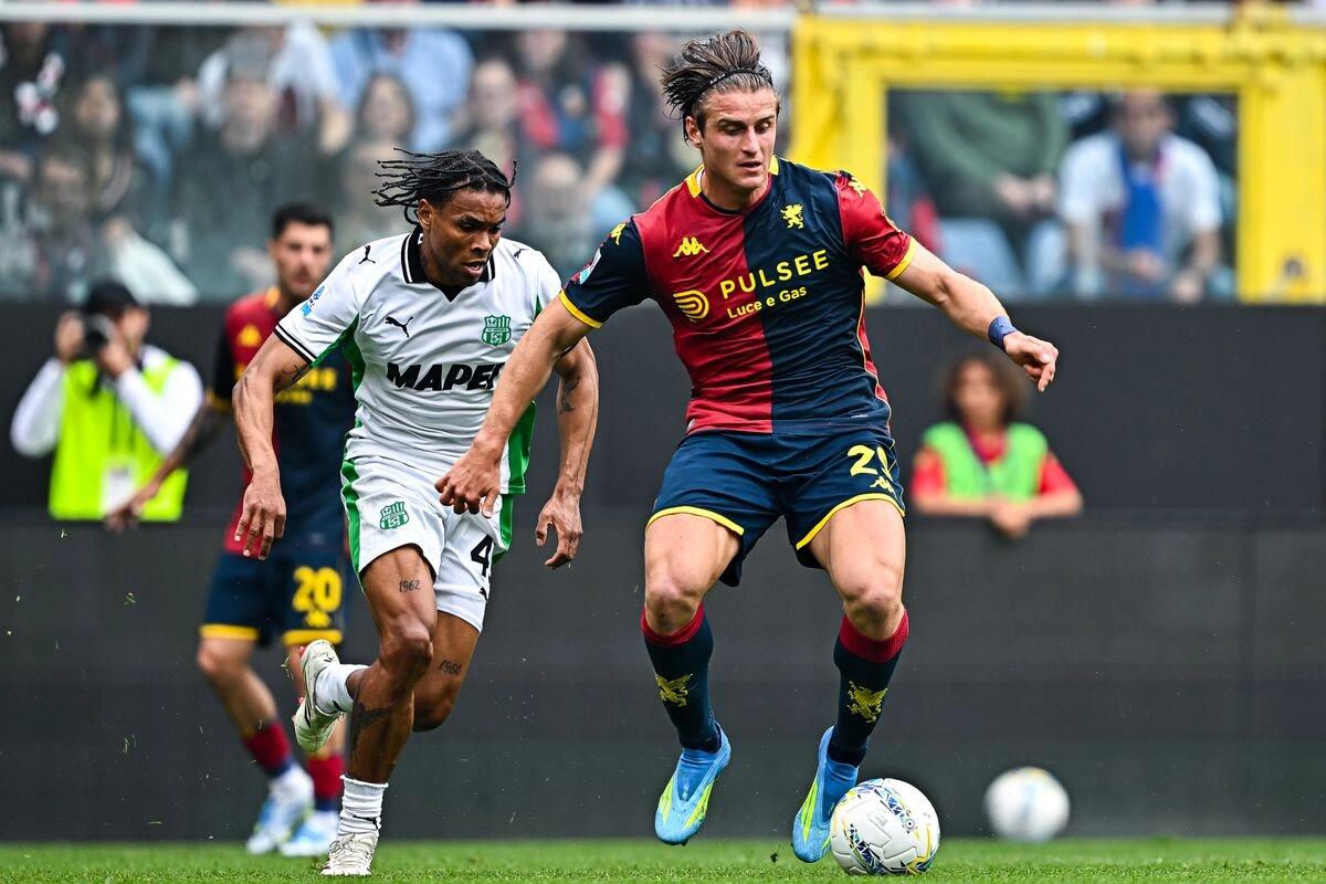 Scatto salvezza del Genoa che va a +9 sulla zona retrocessione e a +4 momentaneamente sulla Fiorentina - 
