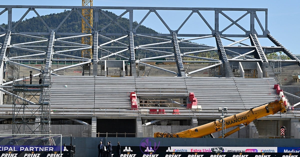 Nazione: "Stadio Franchi, obiettivo chiaro: essere pronti per la prima di campionato" - Firenze, Stadio Franchi, 26.04.2026, Fiorentina-Sassuolo, foto Lisa Guglielmi. Copyright Labaroviola.com