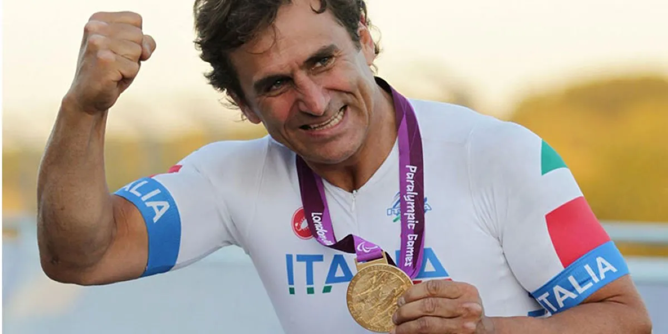 È morto Alex Zanardi, l’ex pilota di auto e paraciclista aveva 59 anni   - 