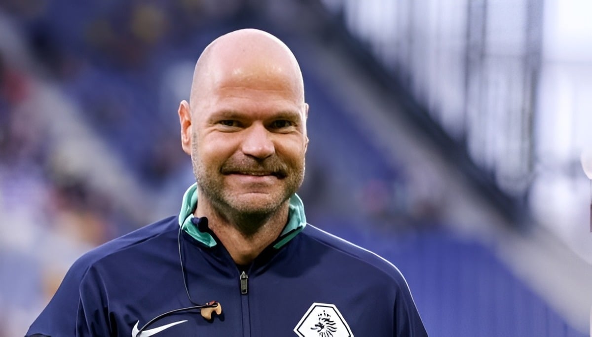 Arrestato dopo Palace-Fiorentina, poi liberato e ora escluso dal Mondiale: la storia dell'arbitro Dieperink - 