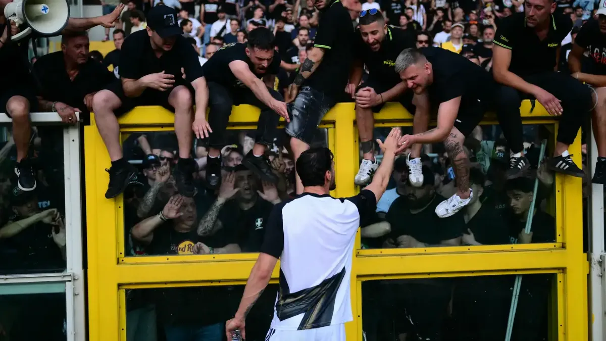 Colloquio Locatelli-ultras: se la partita dovesse cominciare, la curva sarebbe pronta a invadere il campo - 