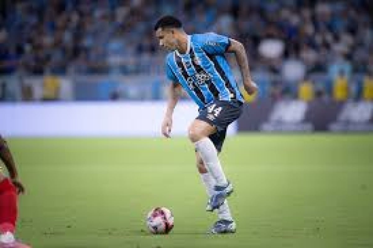 La Gazzetta dello Sport annuncia: "La Fiorentina offre 12 milioni per Viery, ma il Gremio ne chiede 20" - 