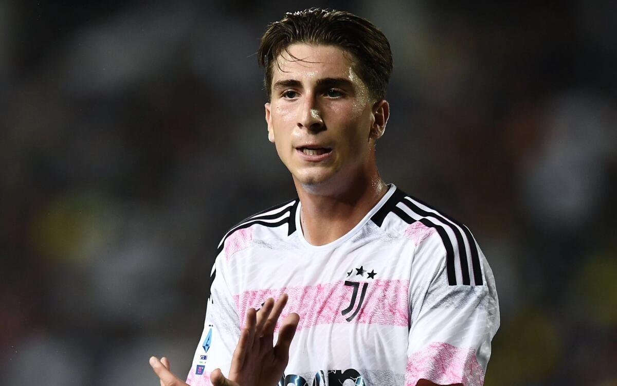 Calciomercato.it riporta: "La Fiorentina sfida Lazio e Bologna per Miretti, in esubero a Torino" - 