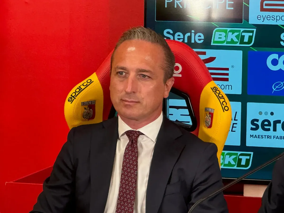 Gazzetta del Sud: "Il Catanzaro offrirà il rinnovo al dg Morganti ma la Fiorentina è alla finestra" - 