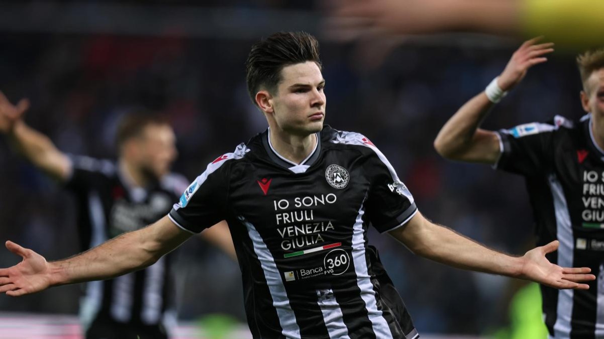 TMW rivela: Anche la Fiorentina nella corsa ad Ekkelenkamp. Ma l'Udinese spara alto e chiede 25 milioni - 