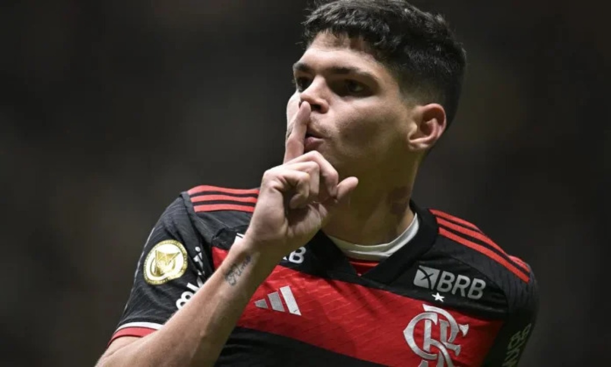 Dal Brasile: Ayrton Lucas opzione concreta per la Fiorentina che valuta il colpo dal Flamengo - 