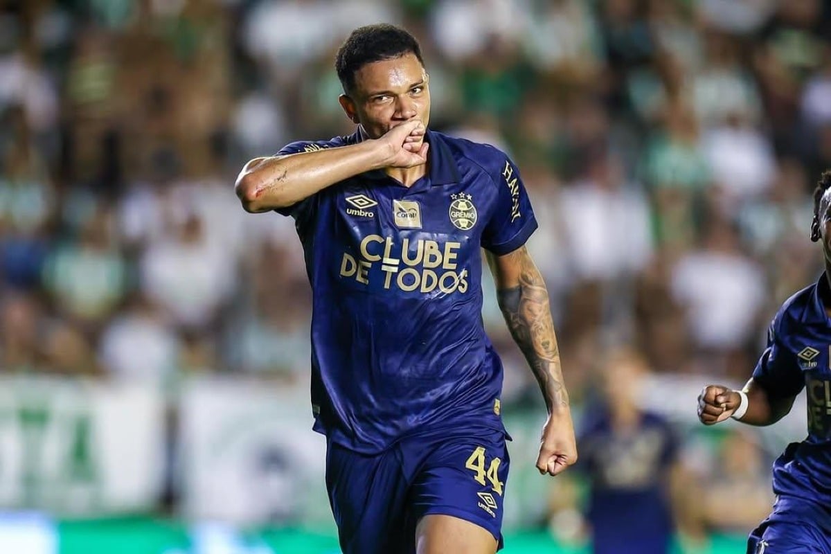 Corriere dello Sport: "Viery primo colpo della Fiorentina. Lo voleva anche il Newcastle" - 