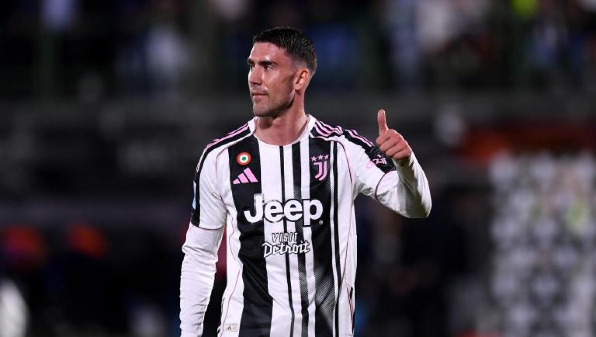Calciomercato.com: "Per Vlahovic non c'è la fila, l'unica offerta reale è del Besiktas ma lui non accetta" - 