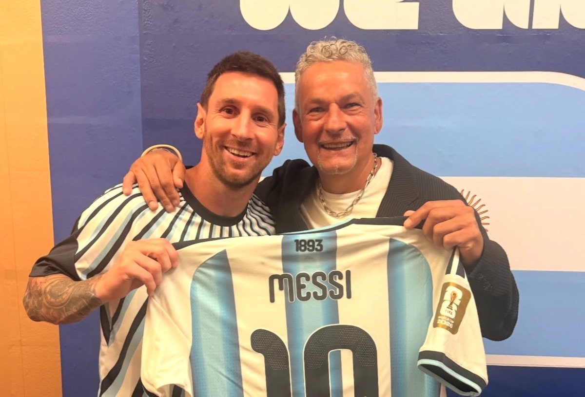 (FOTO) Baggio e Messi si ritrovano dopo il trionfo dell'Argentina: “Ti voglio bene, amico mio” - 