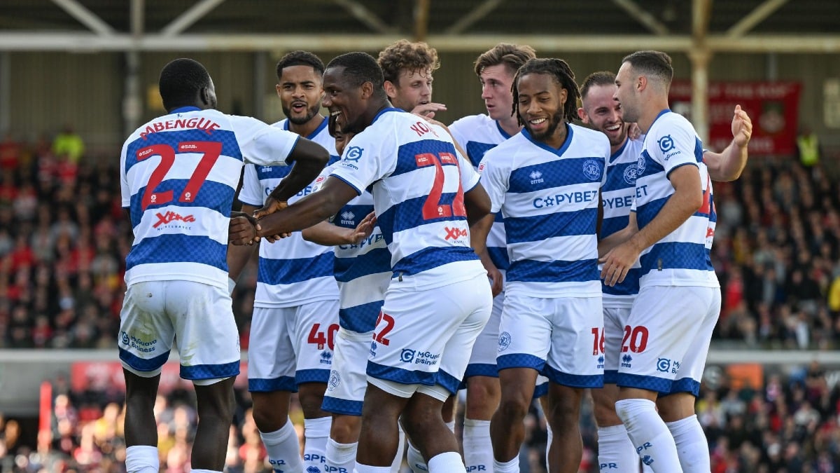 La Fiorentina è arrivata nel pomeriggio di ieri in Inghilterra. Il QPR il 15 di agosto comincia il campionato - 