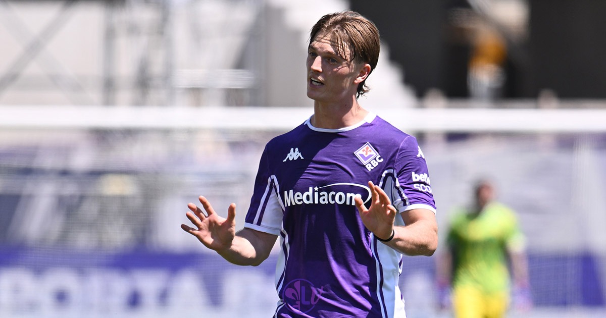 Nazione: "Gudmundsson sta provando a respingere le voci di mercato. Fin qui nessuna offerta" - Firenze, Stadio Franchi, 26.04.2026, Fiorentina-Sassuolo, foto Lisa Guglielmi. Copyright Labaroviola.com