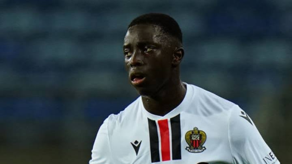 Nuovo colpo in difesa per la Fiorentina? Dalla Francia  rimbalza il nome di Antoine Mendy - 