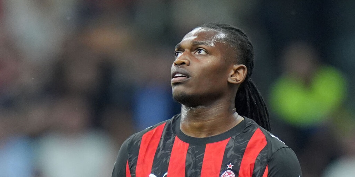 La Fiorentina ha fatto un tentativo per Leao. Nazione: “L’entourage ha detto no ai viola” - 