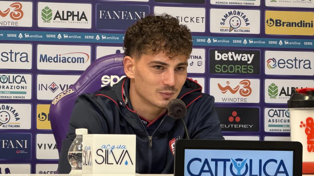 Esposito rompe con il Cagliari: Ha lasciato il ritiro senza autorizzazione e potrebbe essere multato - 