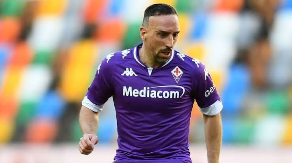La Gazzetta dello Sport riporta: "Ribery inizia la carriera da allenatore, ha scelto Firenze per vivere"  - 