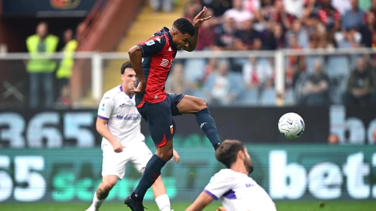 La difesa fa acqua da tutte le parti: 14 gol subiti in sei gare, Ranieri simbolo della crisi - 